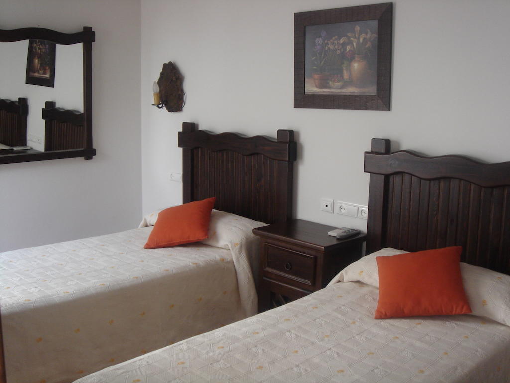 Casa Maika Hotel Montoro Phòng bức ảnh